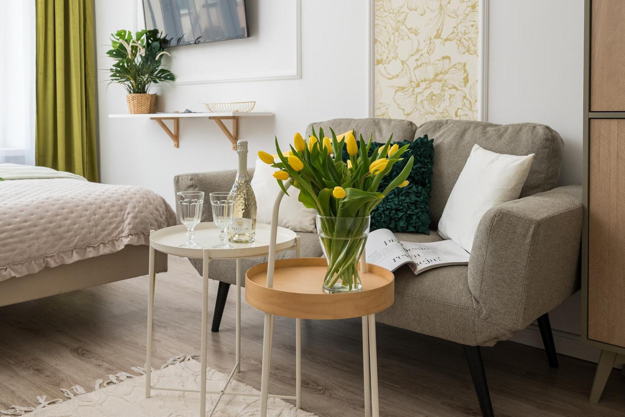Green Oasis Charming Loft In A Historic Warsaw Tenement House 900 M From Central Station Extérieur photo
